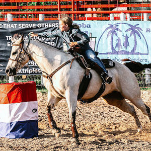 Meet your Posher, Katelyn